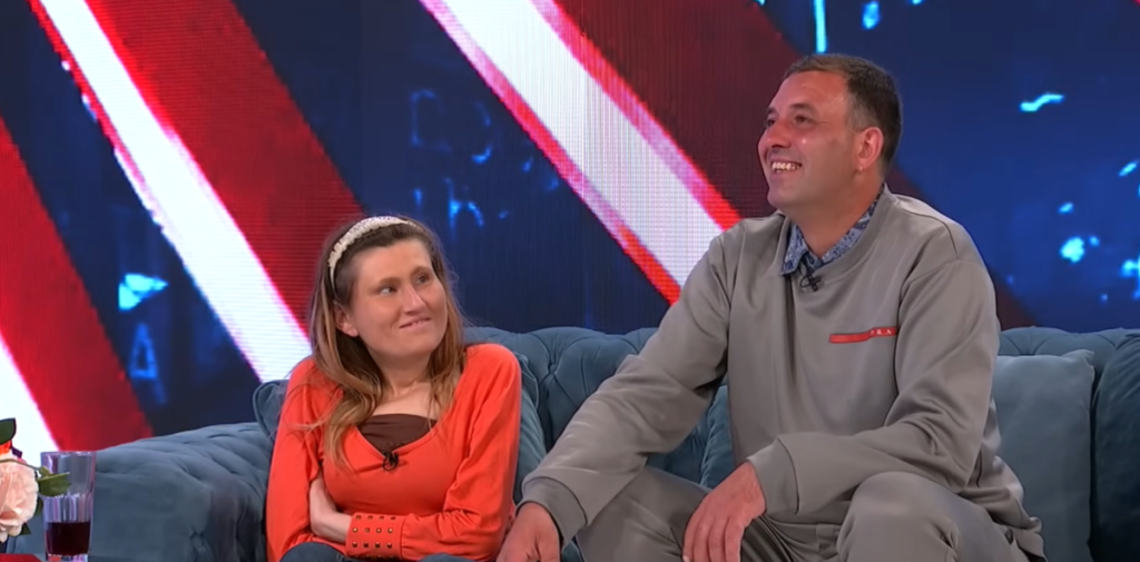 "Ona je van domašaja glasovnog skenera" Marko i Divna DNK progovorili engleski - Uzmite maramice, plakaćete od smeha!
