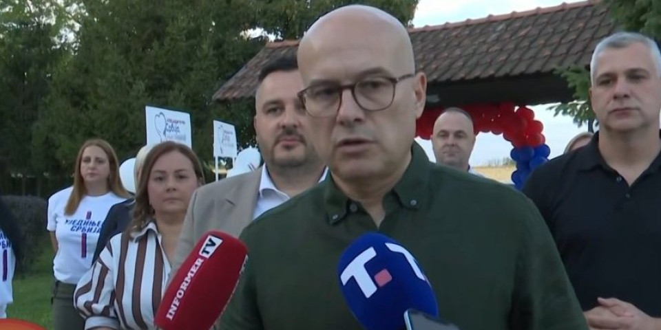 Vučević poslao moćnu poruku iz Bačkog Jarka: Samo zajedno gradimo bolju budućnost Srbije (FOTO)