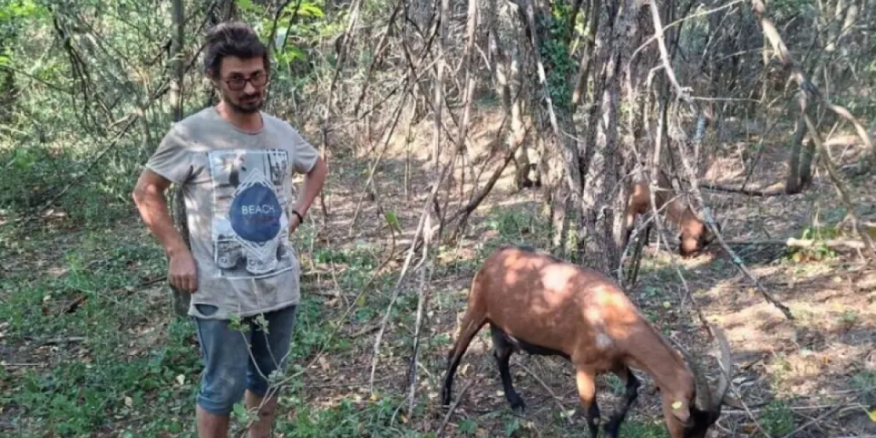 Radio je kao kuvar na Hilandaru, ali morao je da spakuje kofere: Milanova priča ostavlja bez daha
