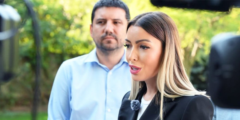 Moćna poruka Adrijane Mesarović iz Valjeva: Dosta je nasilja, haosa, podela i rušenja, sačuvajmo Srbiju još jednom, 25. oktobra