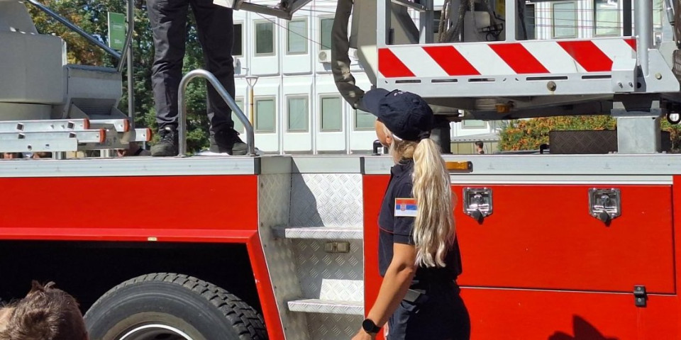 Lepotice koje ne beže od vatre: Spasavaju živote i ruše predrasude