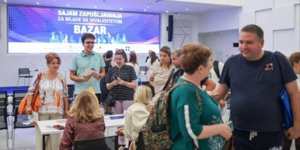 Šansa za posao bez čekanja: Mladi sa invaliditetom razgovarali direktno sa poslodavcima
