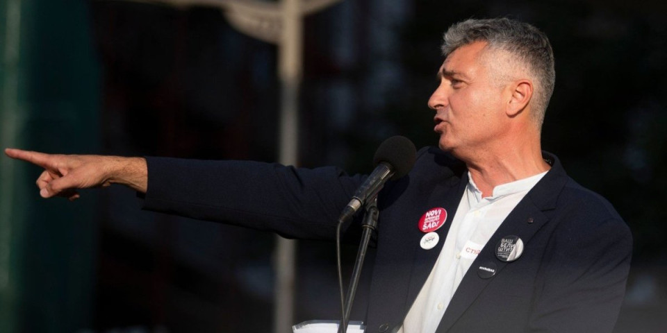 GOSI bomba! Srdanović od malena mrzi Srbiju - Ova fotografija sve otkriva