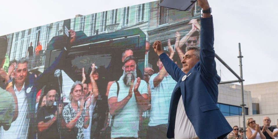 Snimak od 1. avgusta aktuelniji nego ikad! Medojević izneo šok saznanja: Đukanović instalirao svoje ljude u blokaderski pokret (VIDEO)