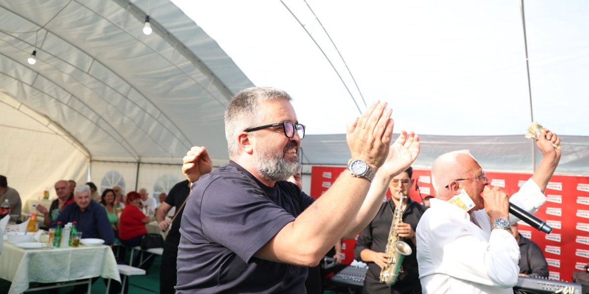 Era Ojdanić i Dragan J. Vučićević