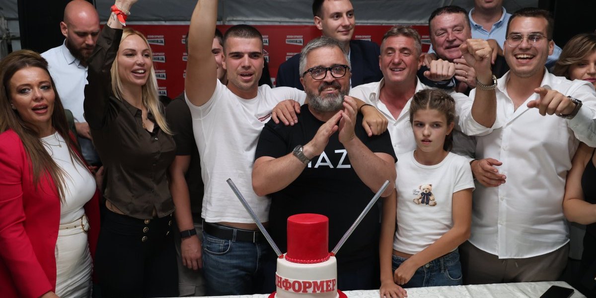 Torta na Informerovom velikom narodnom veselju u Kosjeriću