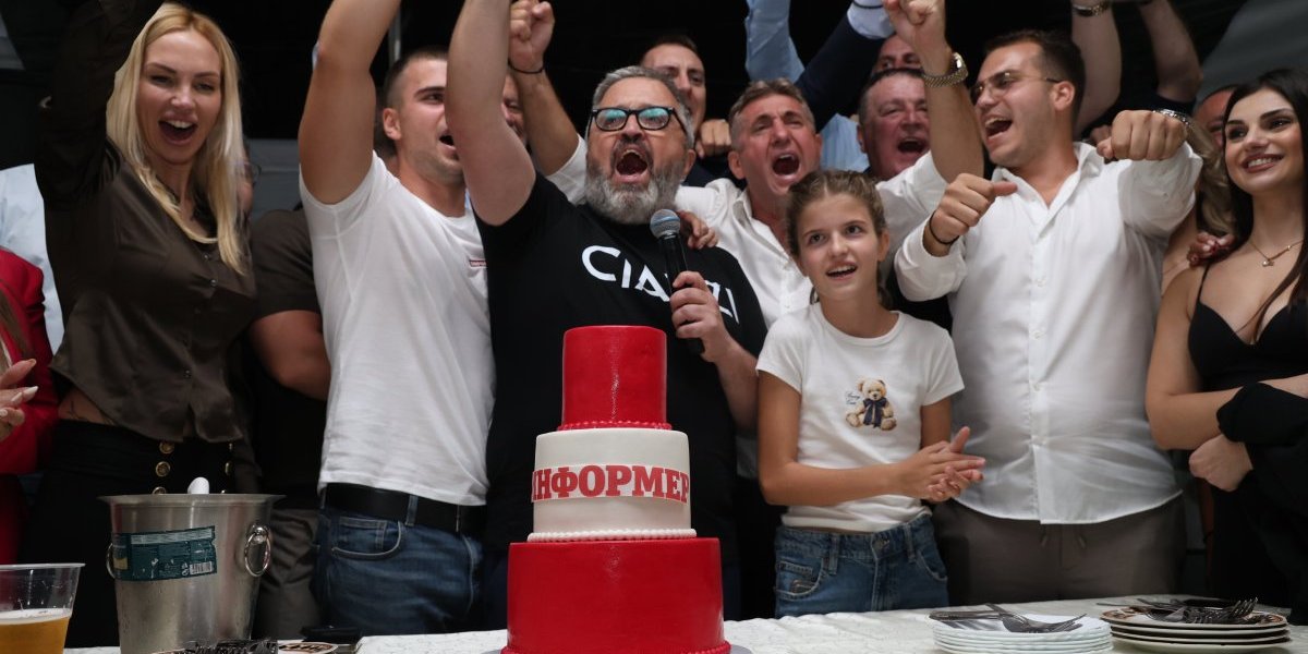 Torta na Informerovom velikom narodnom veselju u Kosjeriću