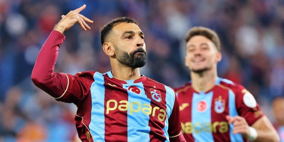 Zvezdo, ovo nije dobro! Salah sam zgazio Galatasaraj i dobio ocenu 10 (VIDEO)