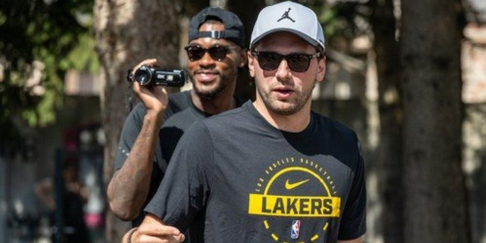 Luka Dončić se slomio zbog ćerkica: Objavio fotografije sa Olivijom i Gabrijelom, poruka će vas rasplakati