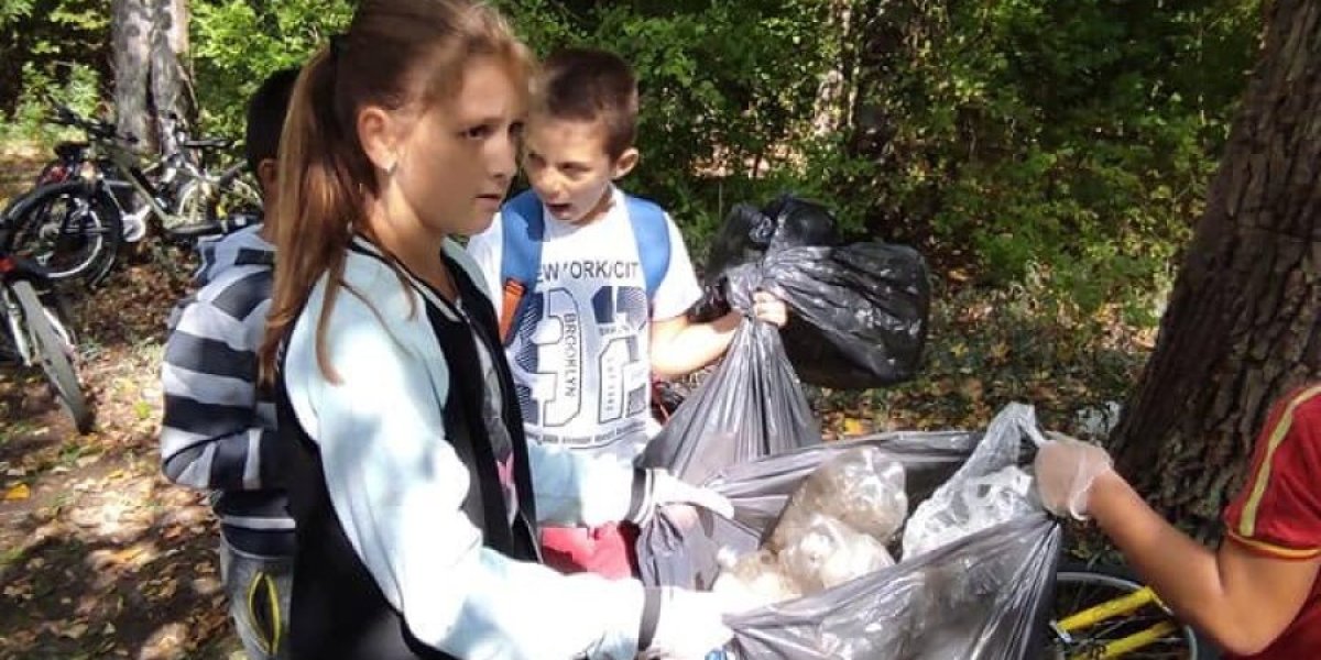 Đaci iz Osnovne škole "Moša Pijade" u Ivanovu