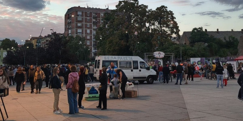 Kakav fijasko blokadera u Šapcu: Pogledajte koliko je ljudi došlo da sačeka "bicikliste" - I to sve zbog ove dvojice (FOTO)