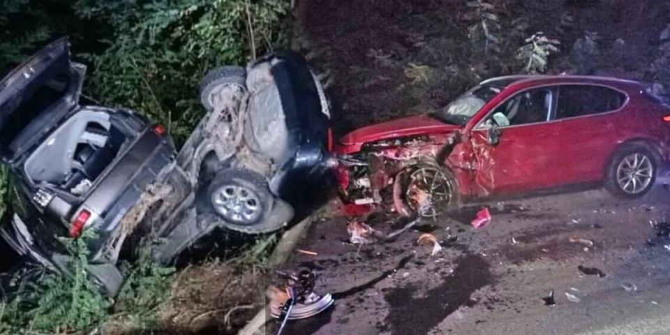 Dva vozila završila u provaliji: Jeziva nezgoda kod Priboja - jedan od vozača imao neverovatnih dva promila u krvi (FOTO)