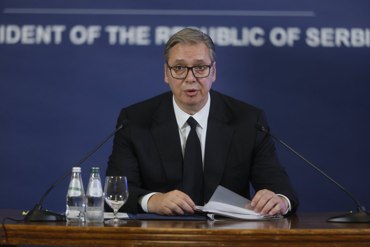 Vučić najavio predsedničke izbore do kraja decembra