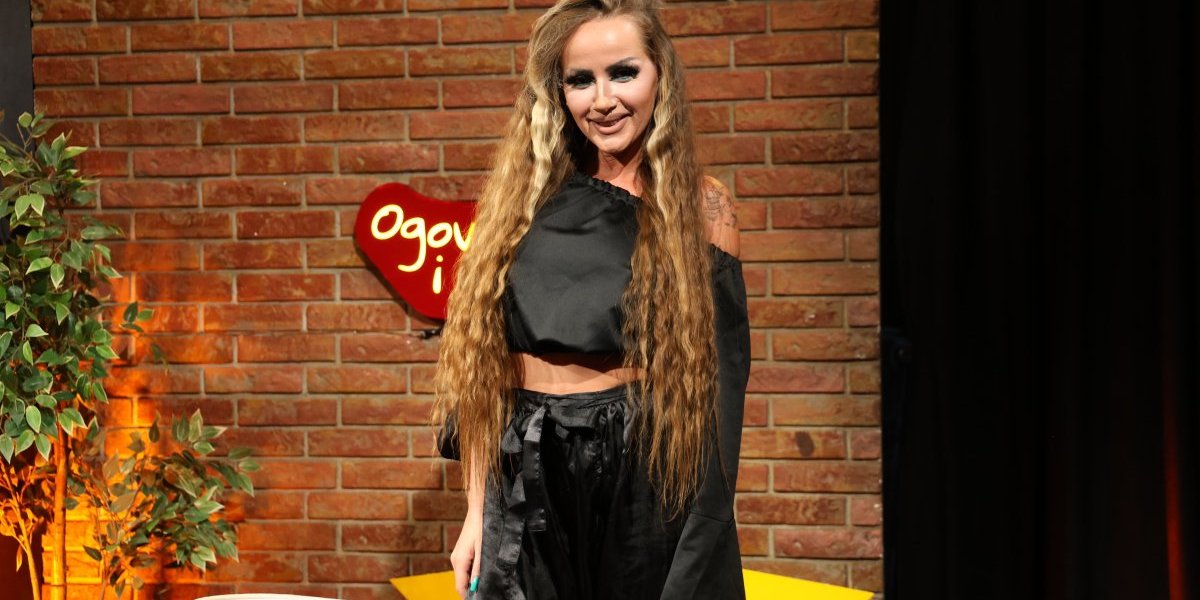 Atina Ferari
