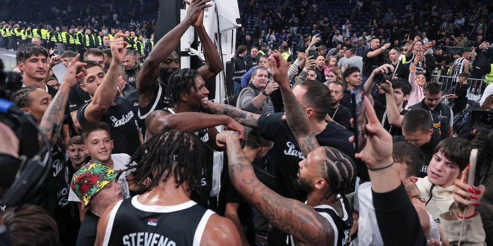 "Partizan pokazuje zube, ginulo se za dres, u Beograd se dolazi sa strahom" - "Grobari" ovo dugo nisu videli