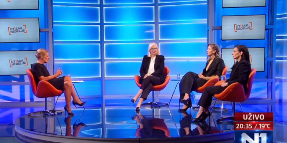 Ovi demantuju sami sebe: Optuživali su Vučića za sve, a jedino što su mu "našli" je obilazak sela i pomilovanje blokadera! (VIDEO)