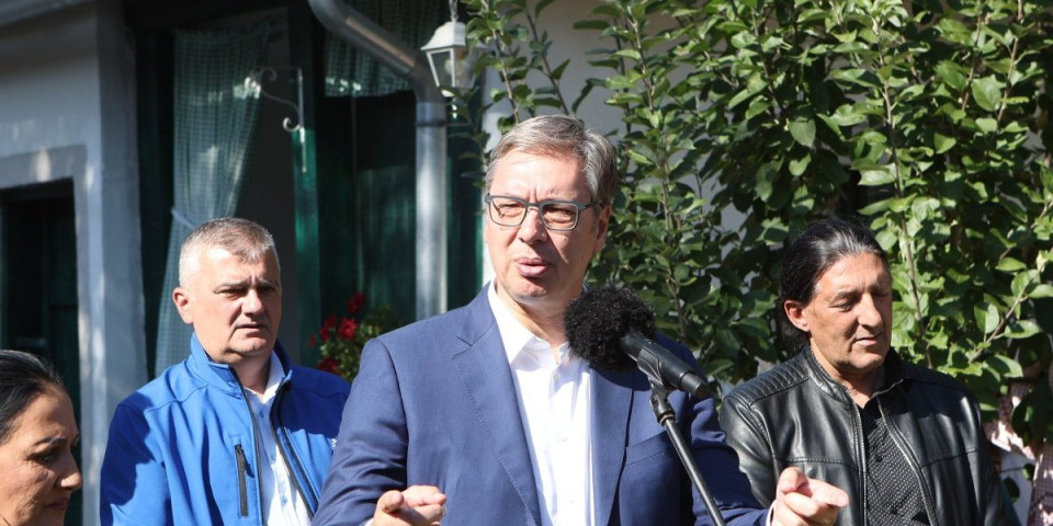 "Mogu da se stavim u njegovu poziciju...": Vučić otkrio šta je rekao Šapiću - "Ono što je uradio ne sme da se dogodi"