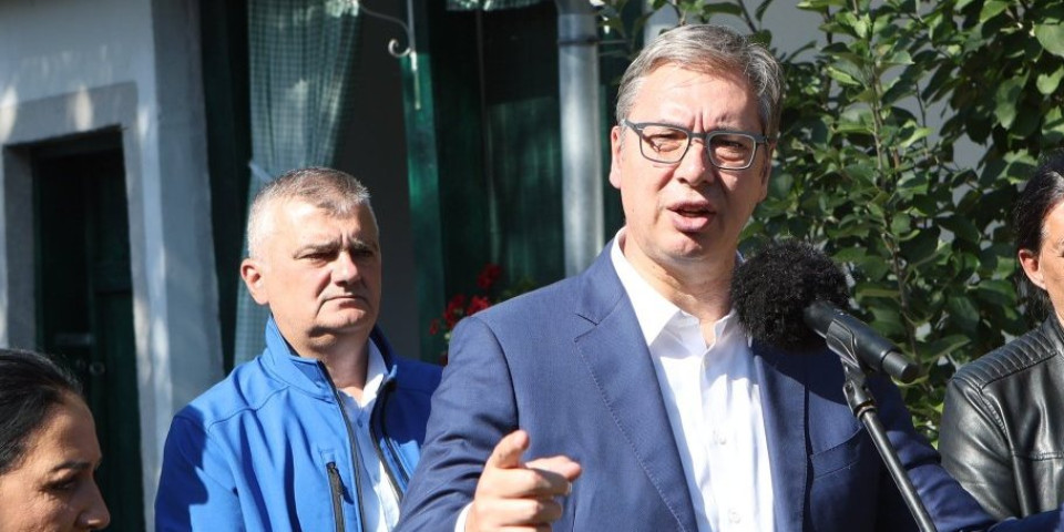 "Prevaranti, sitni kriminalci i ostali se udružili": Vučić o monstruoznim napadima na njegovu porodicu