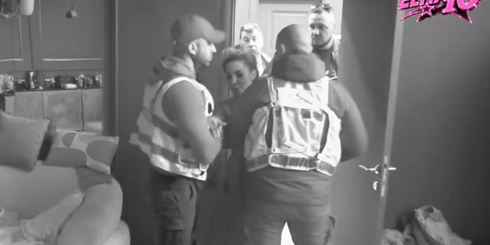 Uhvatila ga na delu! Đukić akcijao sa crnkom, a Aneli upala u sobu - Obezbeđenje hitno reagovalo (VIDEO)