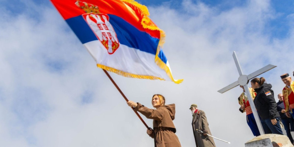 Srpska trobojka na Kajmakčalanu! Ovo je jedan od najznačajnijih događaja u srpskoj istoriji (FOTO)
