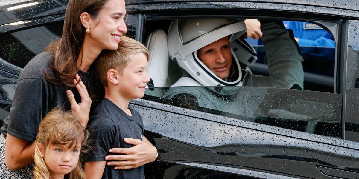Florida Astronaut se pozdravlja sa porodicom