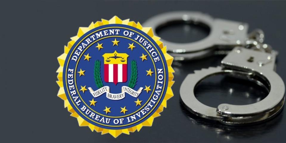 FBI "skinuo maske" u američkom Ministarstvu energetike: Zaposleni pao na kolena, ozbiljna krivična dela mu se stavljaju na leđa