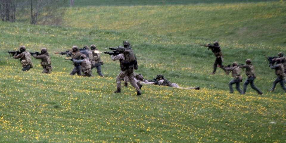 (FOTO) NATO padobranac poginuo u Ukrajini! Muk u Londonu, Briselu, Vašingtonu... Vesti potvrđene sa najvišeg mesta, Rusija neće sedeti skrštenih ruku