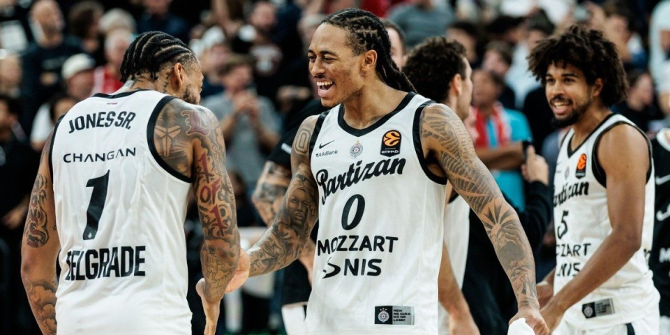 Evroliga u šoku od crno-bele mašine! Partizan gazi redom - samo jedan problem muči Penjaroju