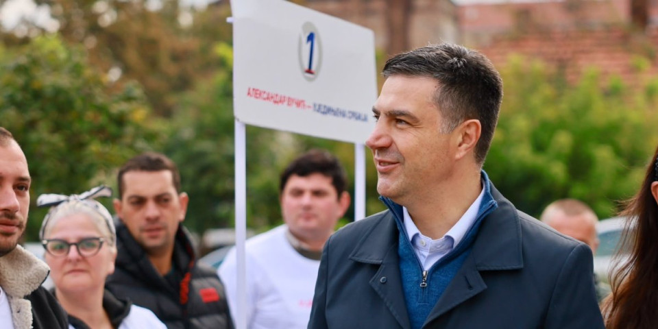 ''Jug nikad snažnije uz Vučića!'' - Pavlović najavio dolazak u Arenu i pozvao Nišlije da podrže listu (FOTO)