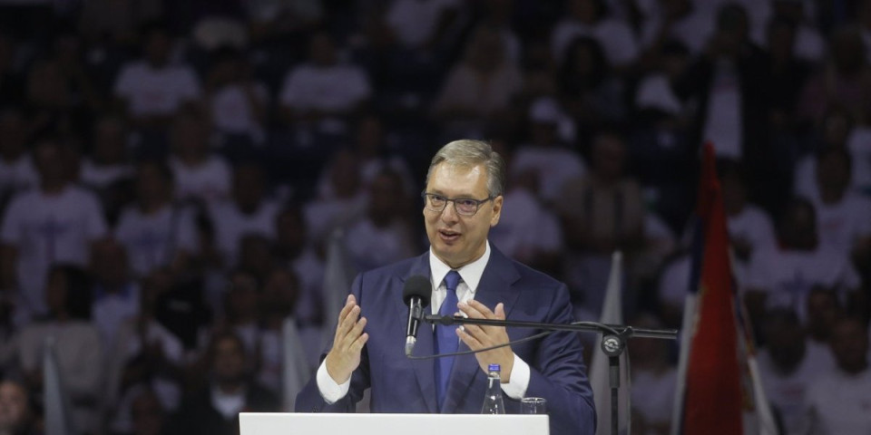 "To me najviše sekira i boli": Vučić o zdravstvu: "KBC" u Beogradu izgleda kao Spejs šatl, ali smo napravili grešku - Bolnice širom Srbije moraju da se menjaju
