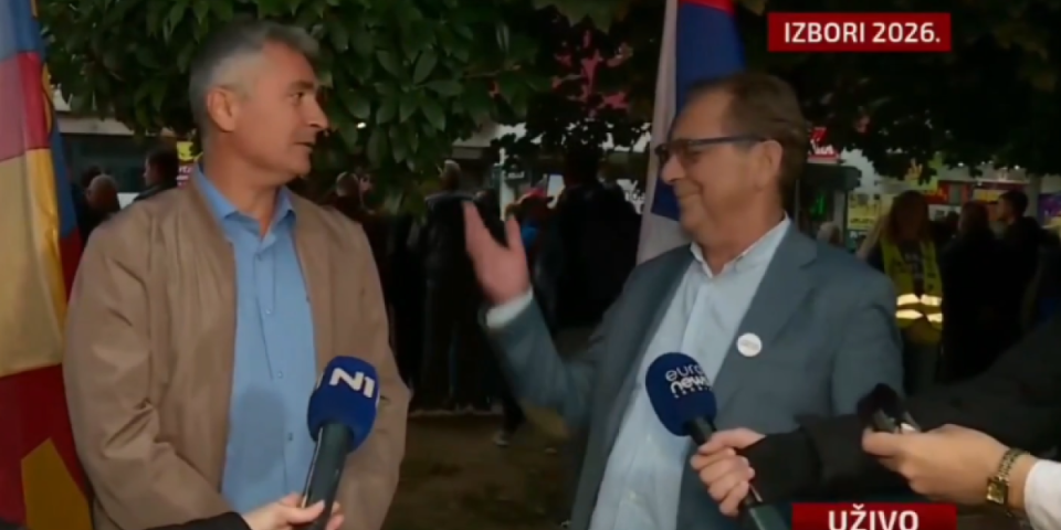 Ovi bi da ruše Vučića?! Srdanović u Vranju polomio jezik i napravio transfer blama - Zbog ovog ispada mu se smeju svi (VIDEO)