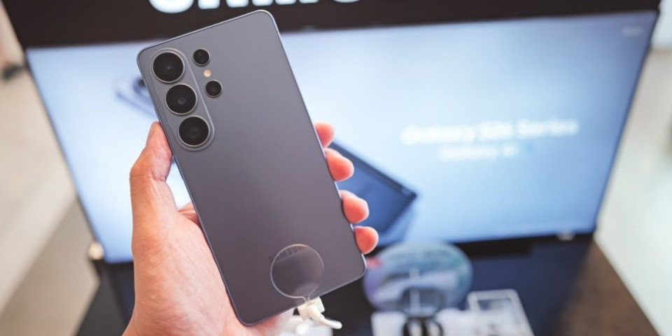 Bomba iz Samsunga: Stiže Galaxy S27 Ultra i revolucija u kamerama koji menja sve