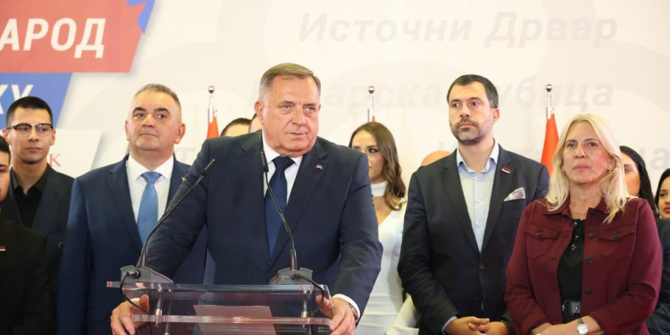 Dodik se zahvalio Vučiću, Trampu i Putinu: "Ovo menja sve i redefiniše odnose u regionu!" (VIDEO)