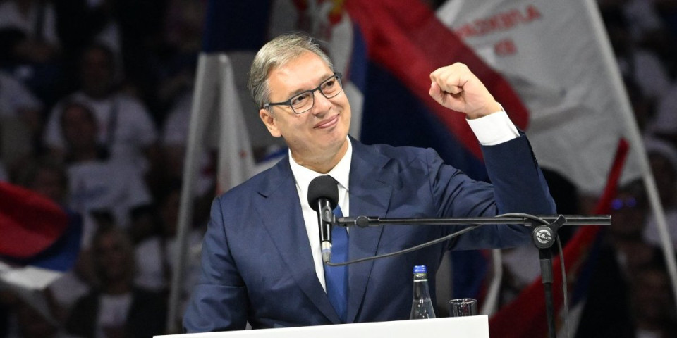 Vučić gost Informer TV! Nosilac liste "Ujedinjena Srbija" o najvažnijim temama sutra od 21 čas!