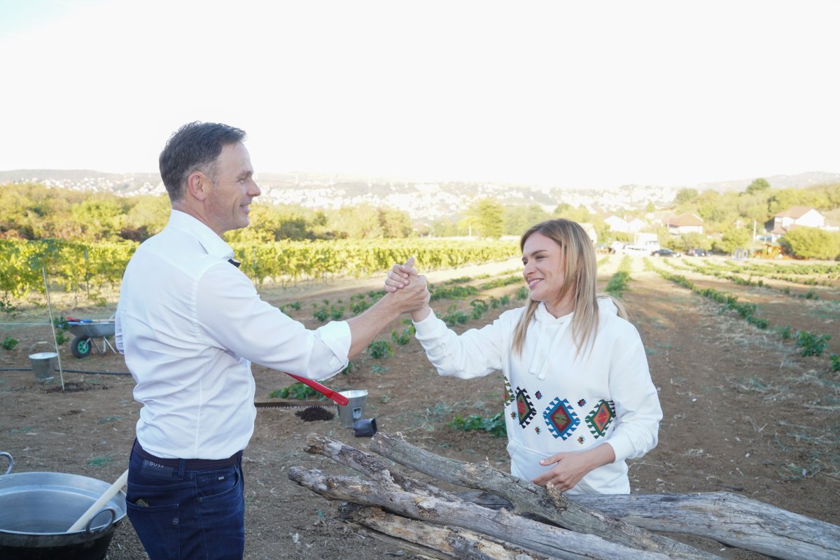 Mali i Đurđević Stamenkovski u Kaluđerici: radovi, gulaš i pesma