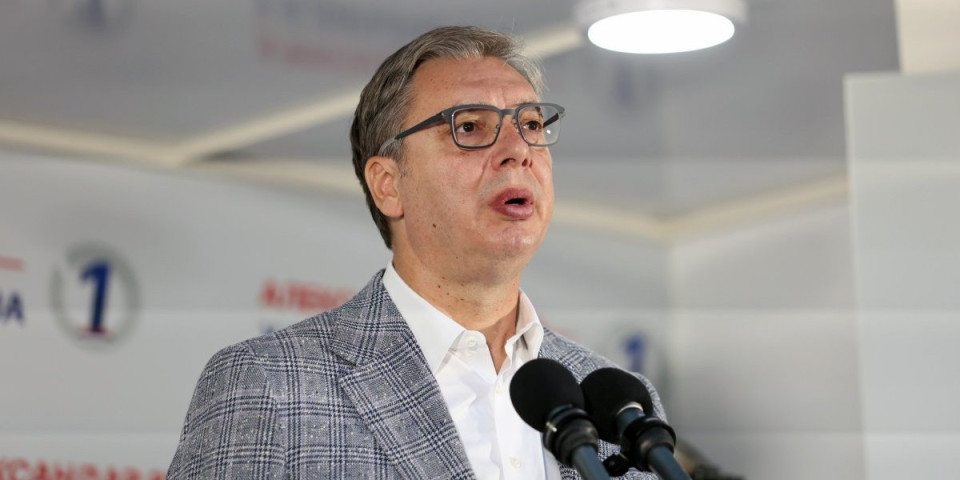 Vučić pravo u metu! Jaka izjava o Šoškiću na mitingu u Pančevu: Za šta je on stručan, osim za lopovluk?!