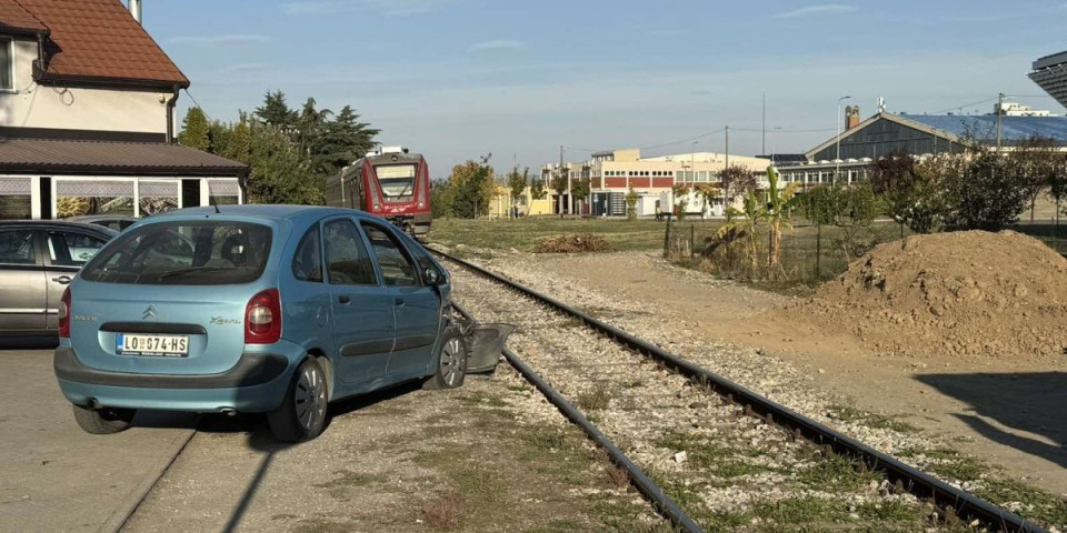 Voz udario u automobil na izlazu iz Loznice