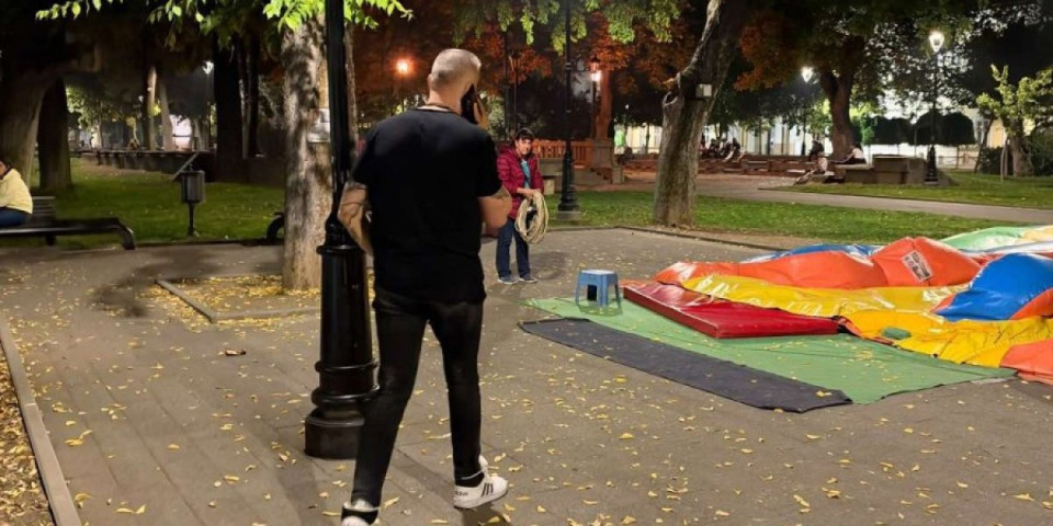 Informer paparaco! Muzičar jasno i glasno uz Vučića - Evo gde se opuštao posle skupa u Pančevu