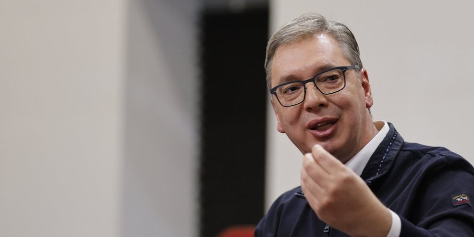 Ključna poruka Aleksandra Vučića: Zadovoljan sam jedino ako imamo apsolutnu većinu (FOTO)