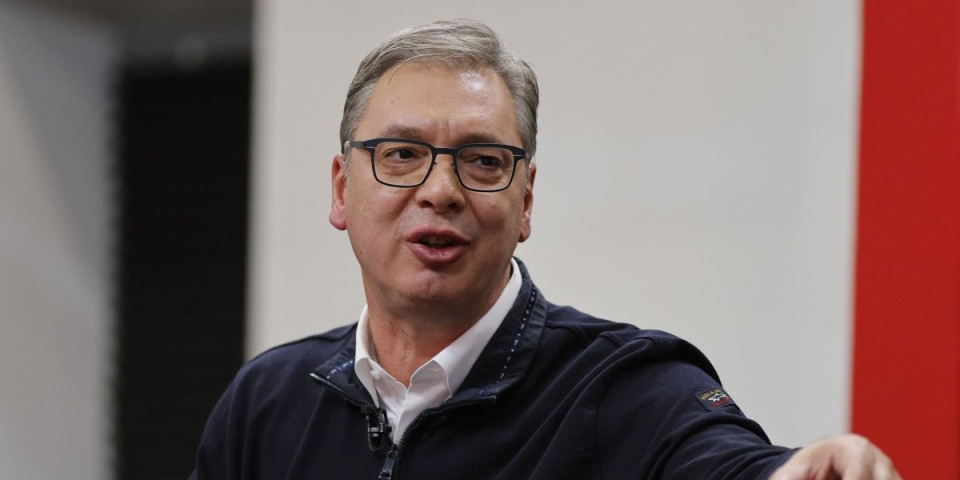 "Mnogo lukaviji i opasniji nego što mislite!" Vučić upozorio na političku ulogu Jove Bakića: Otkrio njegove namere prema Srbiji