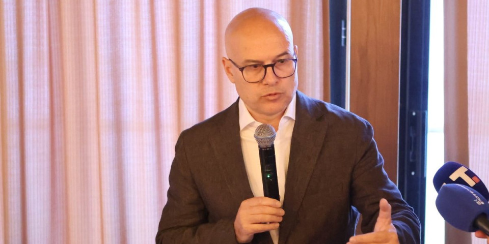 Prvo obraćanje lidera SNS posle izbora: Bio sam prisutan kad je Vučić dobio rezultate...