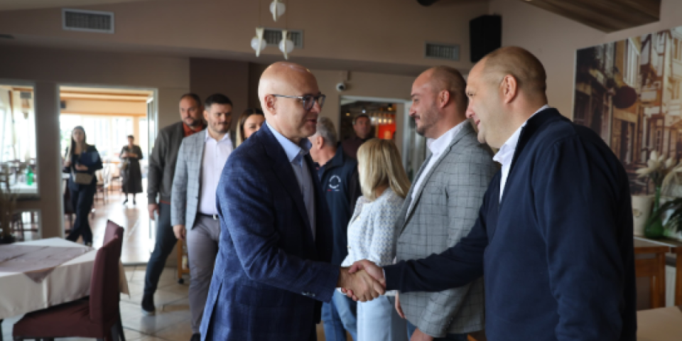 Od Beočina do Veternika i Kaća! Vučević posetio vredne domaćine i privrednike koji grade bolju budućnost za našu zajednicu (FOTO)