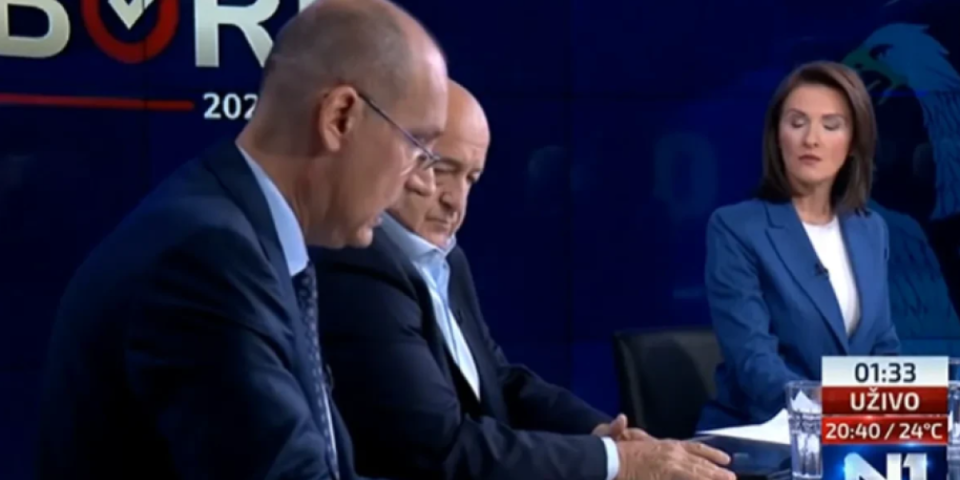 "Ne smete da gledate u kameru!" Prvi put u istoriji novinarstva u Srbiji - Voditeljka se ovim rečima obratila Lončaru (VIDEO)
