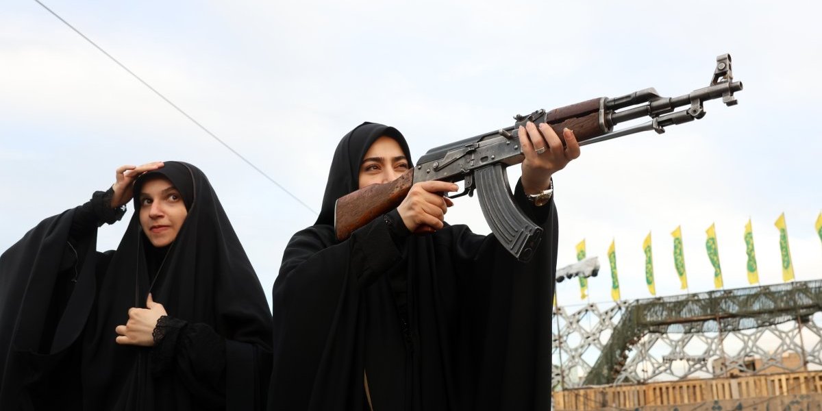 Iran Žene vojnici