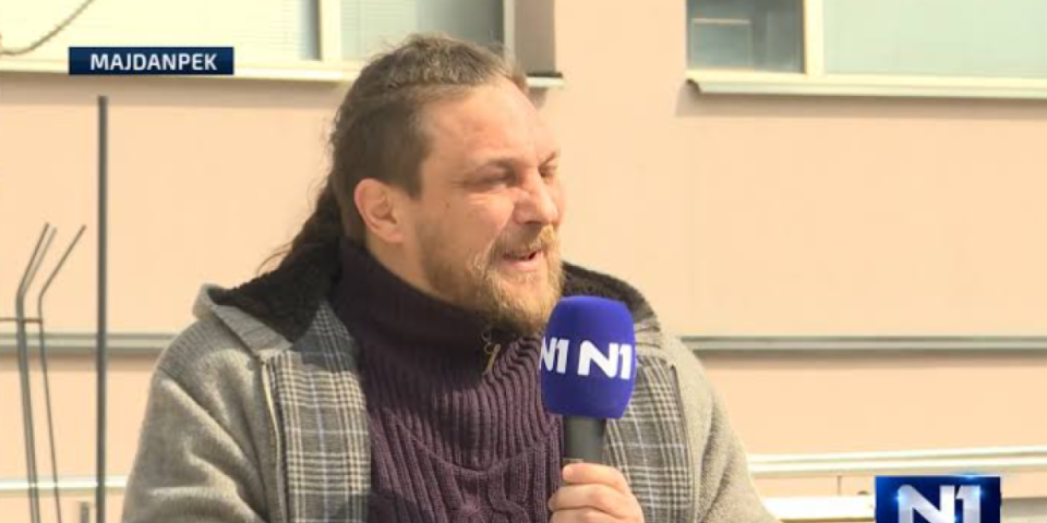 Evo čime se sve služe: Blokader Vladimir Božić iz "Ne dam - Nu dau" tri nedelje na lažnom bolovanju kako bi se posvetio blokaderskoj kampanji!