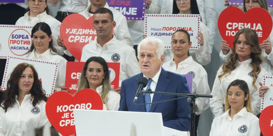 "Pobedićemo i ovaj put!" Toma Nikolić poslao moćnu poruku iz Kragujevca: Odgovornost je na nama, ovde i sada!