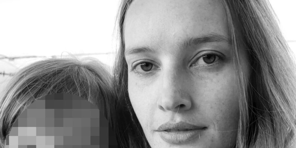 Poznata manekenka preminula u 32. godini: Odvela bebu na pregled kod lekara, pa se srušila