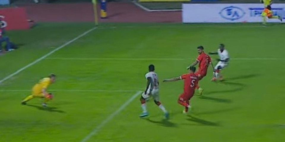 Šteta što neće igrati u Luganu: Bukari počastio Dijenga na tacni - sjajan gol! (VIDEO)