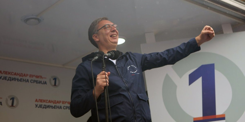 Veštačka inteligencija potvrđuje dominaciju: Aleksandar Vučić ubedljivo vodi sa 65% - lešinari i blokaderi doživeli potpuni debakl! (FOTO)