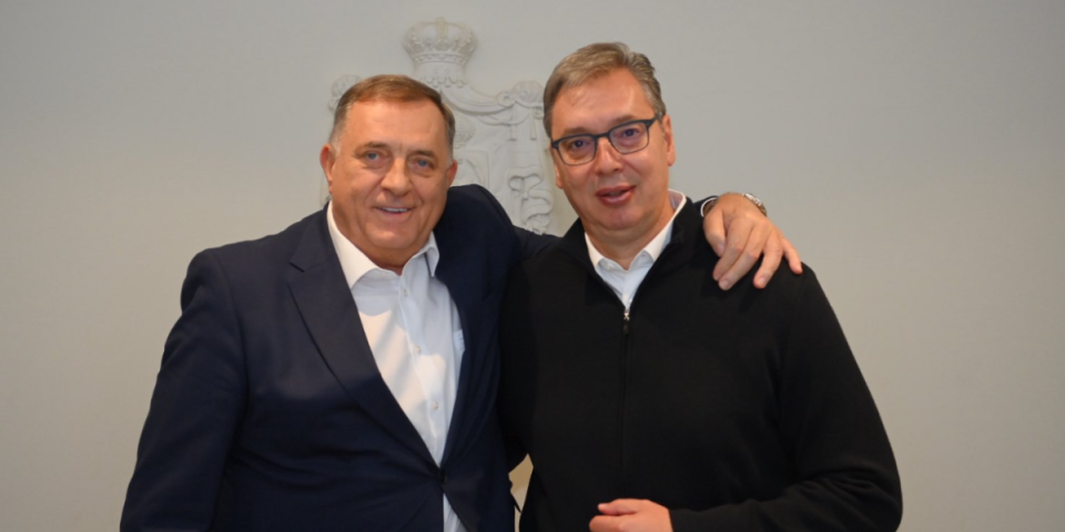 Oglasio se Dodik i poslao snažnu poruku: Pozivam sve koji vole Republiku Srpsku da glasaju za Aleksandra Vučića (FOTO)